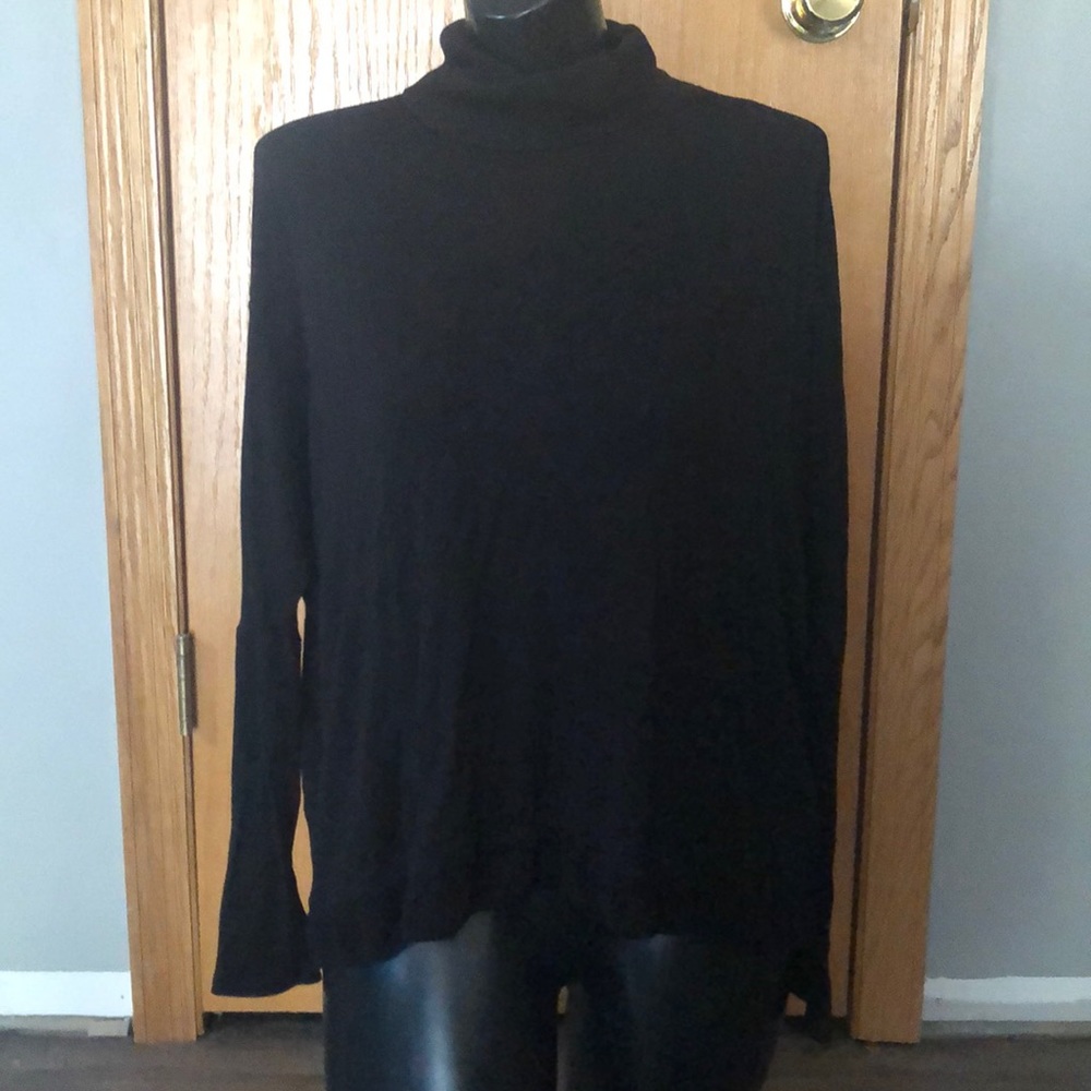 Black long sleeve turtle neck, loose and comfy!